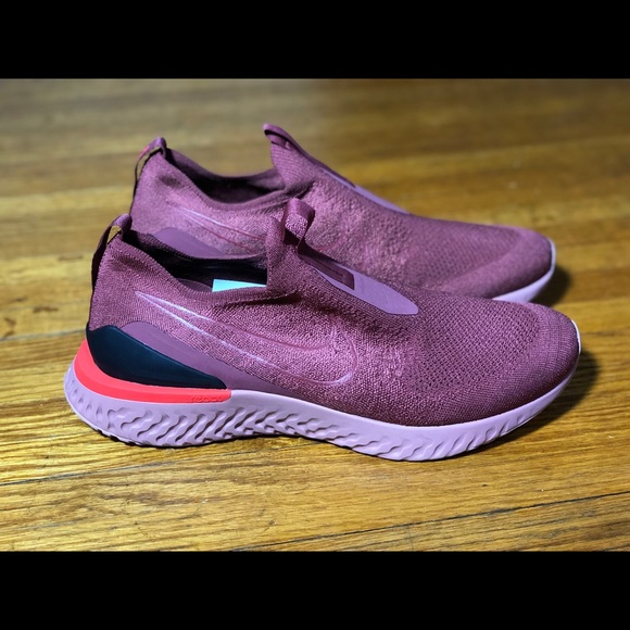 nike epic react flyknit maroon
